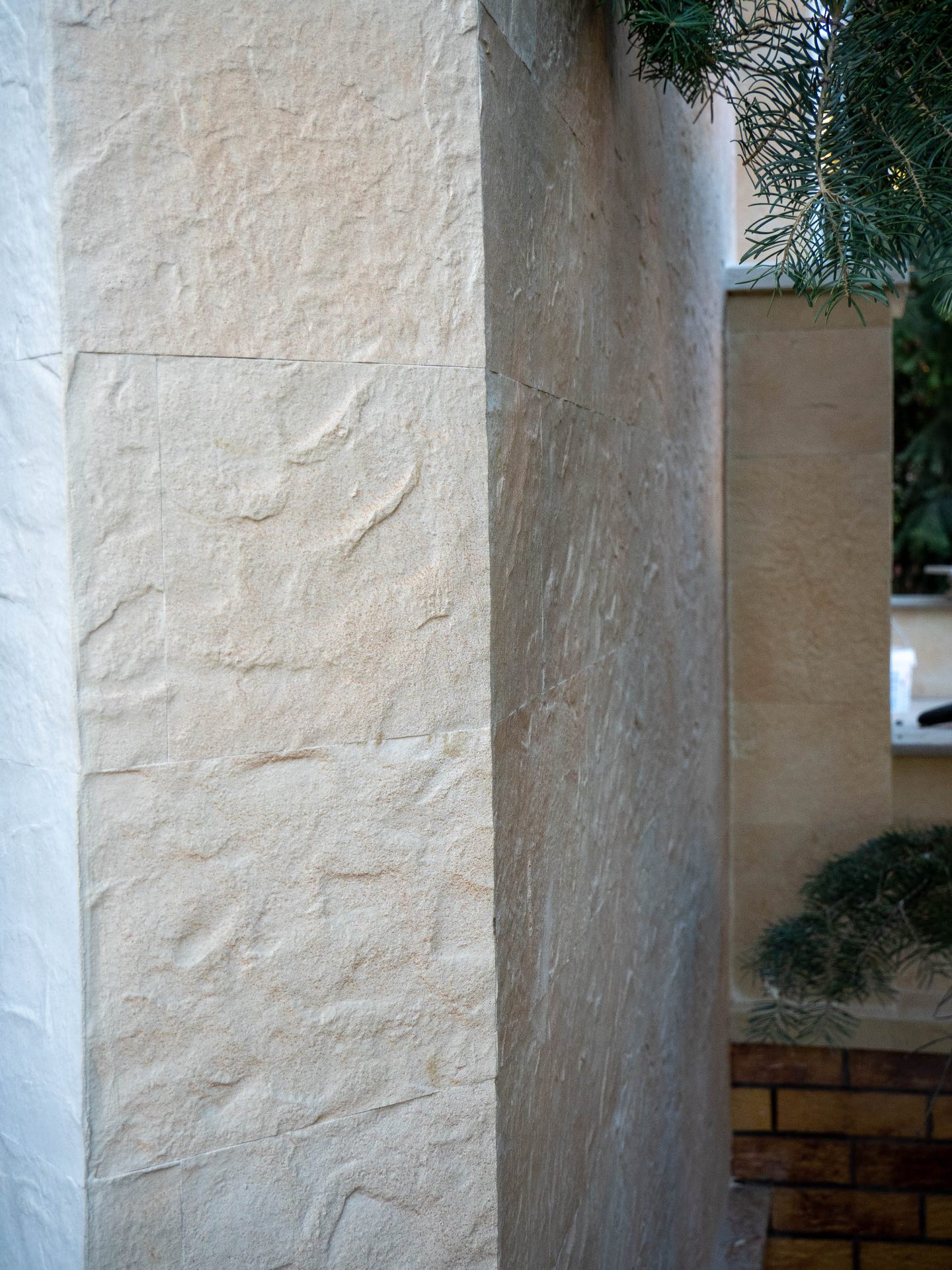 Телецентр, Кишинёв — фасад из гибкой плитки Turkish Travertine — 22