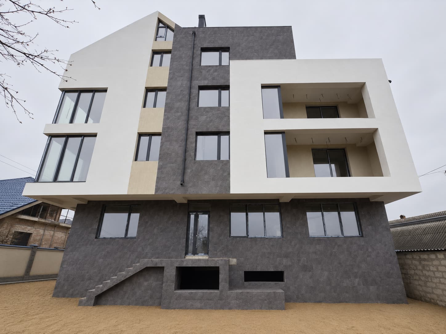 Placi flexibile de fațadă - casă pe Buyukani — 10