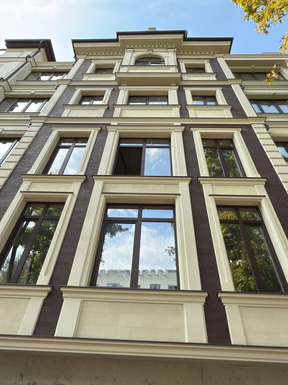 Gresie flexibilă pentru fațade – Crema De la Crema — 6