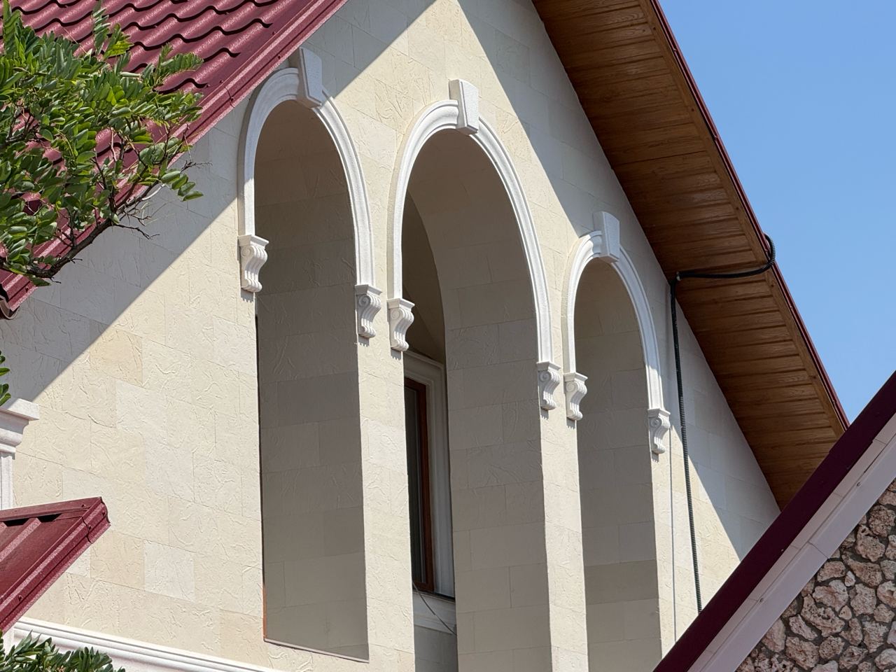 Gresie flexibilă fațada Pletaflex – casa in Costesti — 31