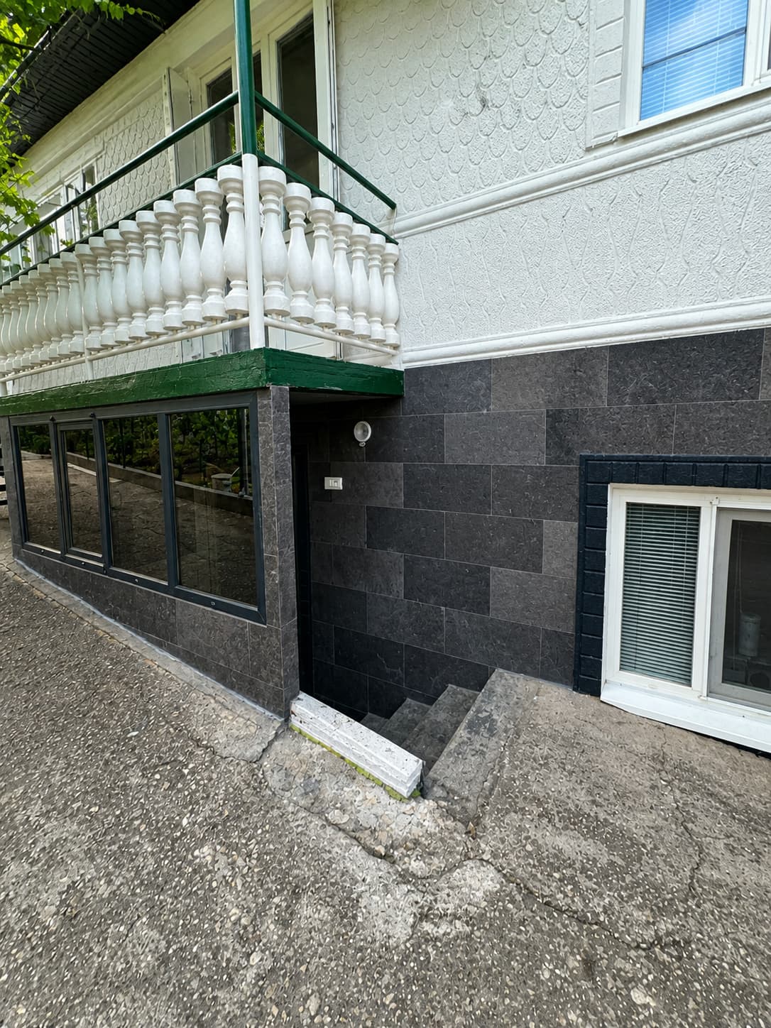 Piatră flexibilă - casa in Cimislia — 19