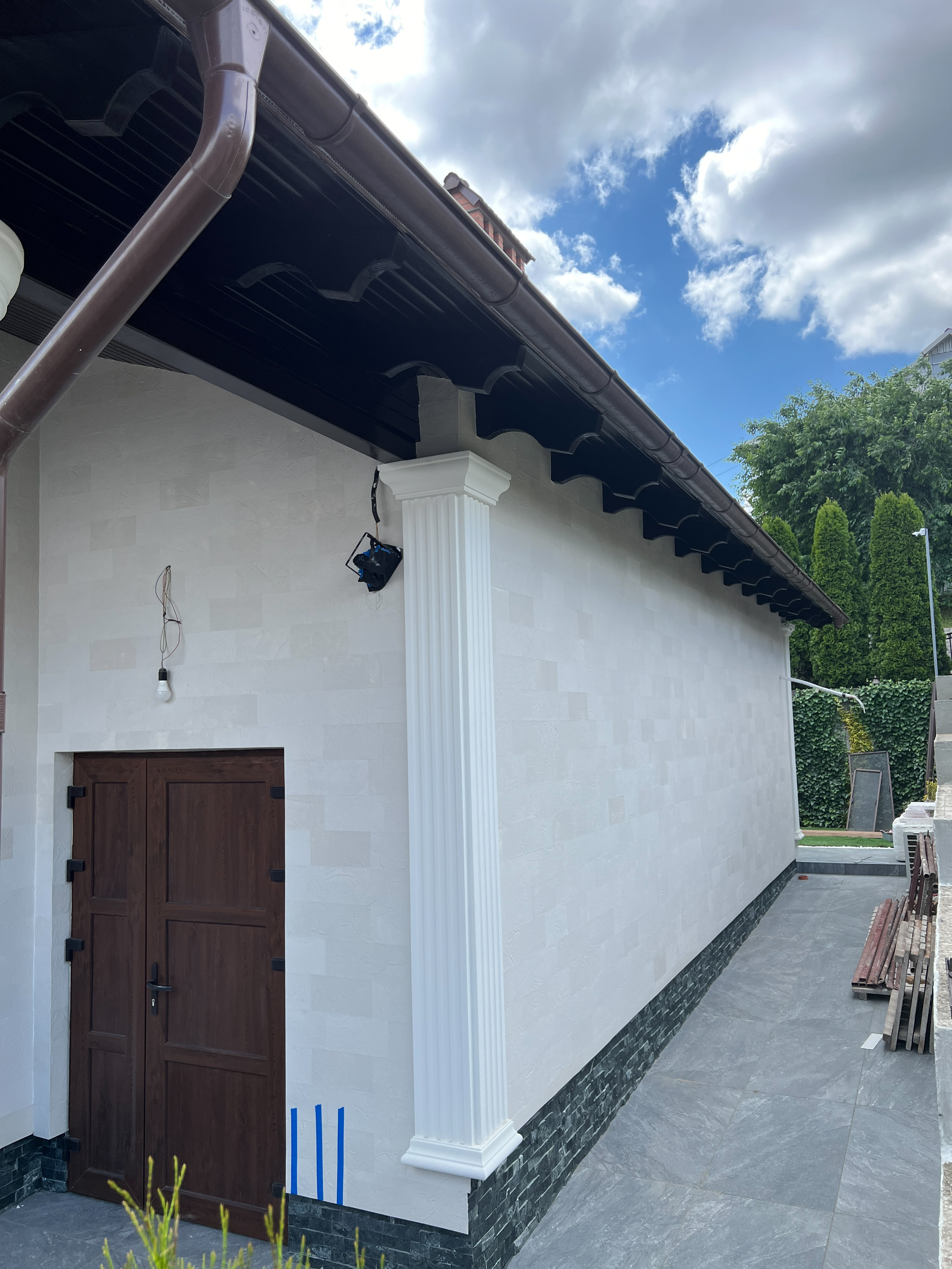 Гибкая плитка — протяжённый фасад комплекса — 15