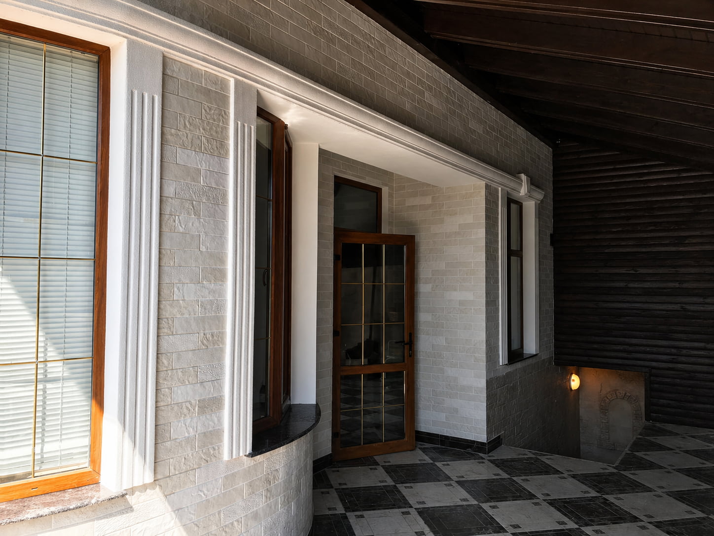Casa privată pe Telecentre - fațada din faianță flexibilă — 2