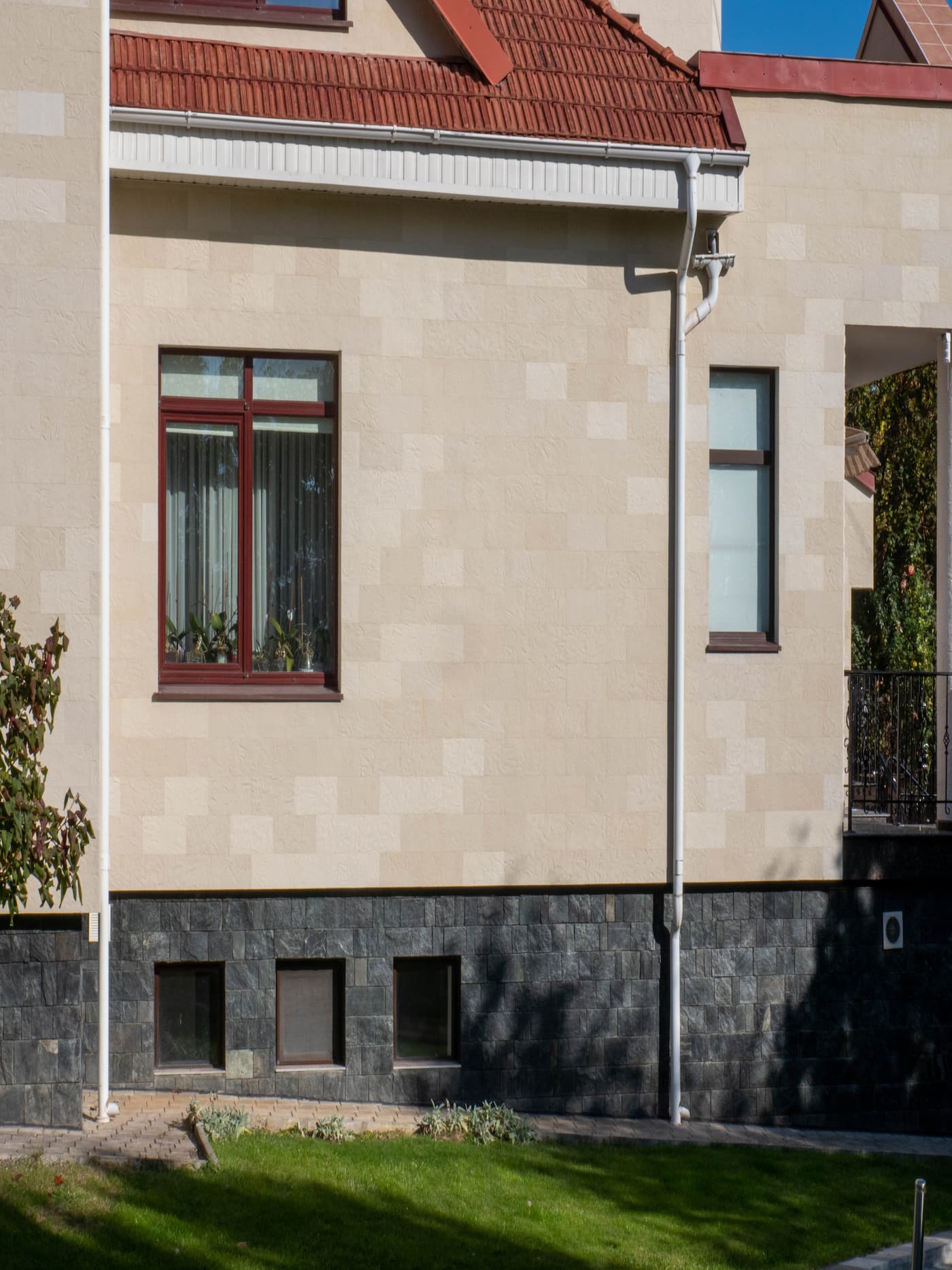 Piatra flexibila - casa privata pe Telecentre — 57