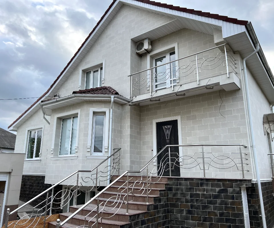 Piatră flexibilă Pletaflex – casă privată in Ialoveni